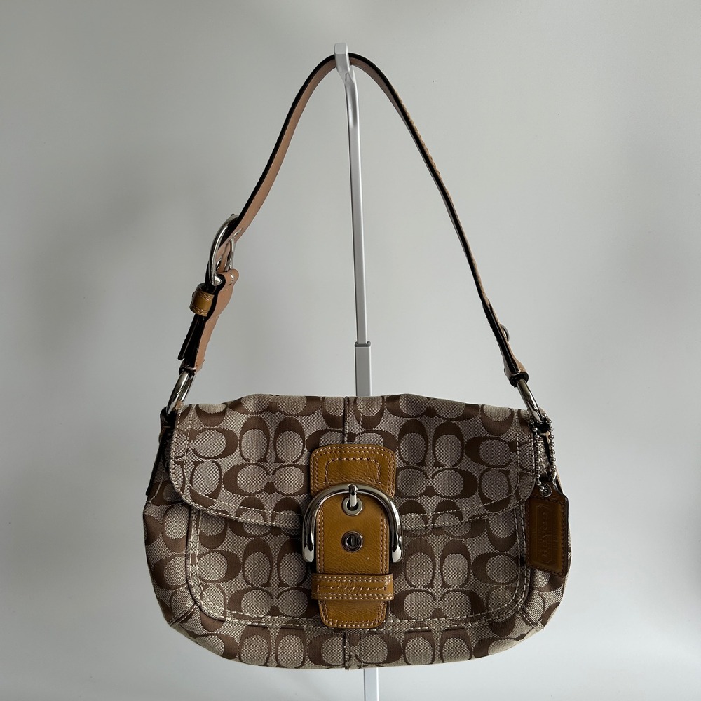 Coach Soho Signature‎ Khaki Brown Canvas Leather Shoulder Bag Excellent